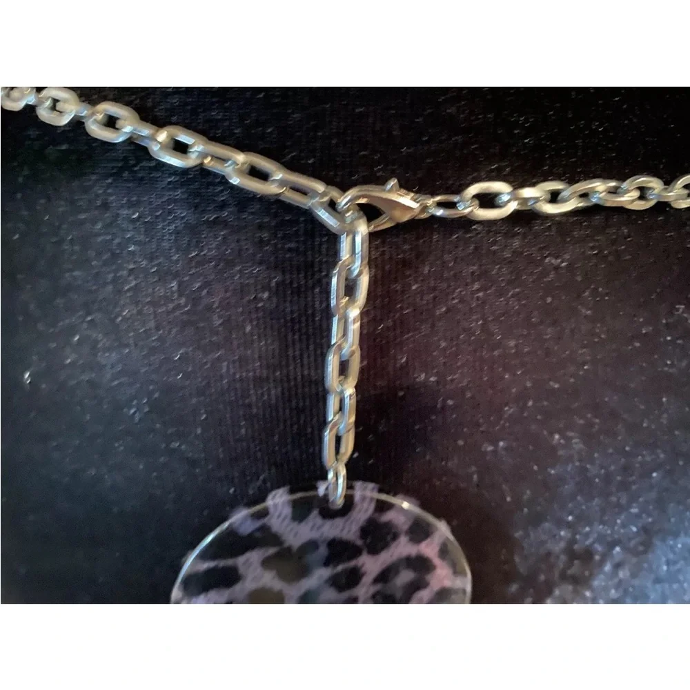 Vintage Chain Belt Leopard Print‎ Lucite Discs